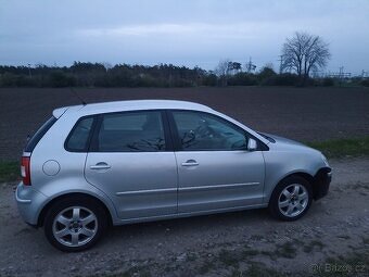 VW Polo 9N3 1.4i benzín - 2