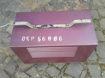 Nabíječ NB22E Autonabiječka / Nabíječ baterií 12-24V/40V - 2
