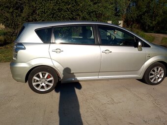 Toyota Corolla Verso 2,0 diesel - 2