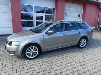 ŠKODA OCTAVIA 2,0 TDI DSG AMBITION pěkné auto bez koroze - 2