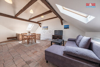 Prodej rodinného domu, 178 m², Třeboň, ul. Husova - 2