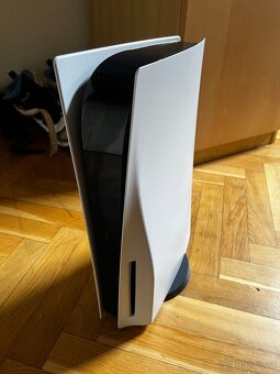 Playstation 5 s mechanikou + PS5 sluchátka Pulse 3D - 2