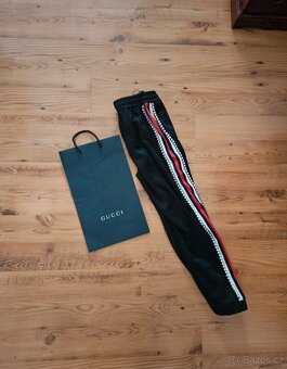 Gucci tepláky vel.XS original - 2