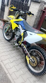 Suzuki RM-Z - 2