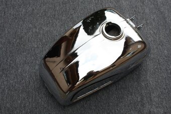 Jawa 250,350 Californian, Jawa 250 typ 590 - nádrž - 2
