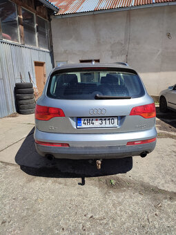Audi Q7 - 2