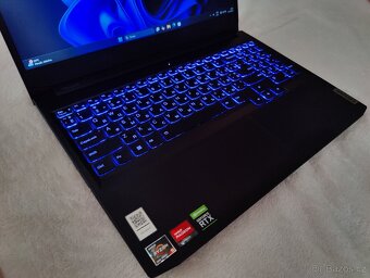 Herní notebook Lenovo - 2