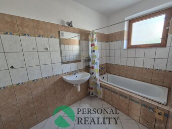 Pronájem bytu 3+kk 72 m2, Pardubice - Studánka, ev.č. 02469 - 2