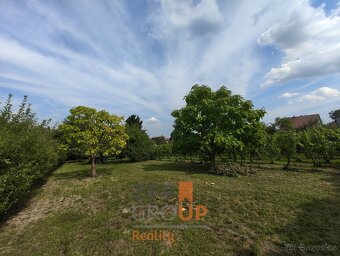 Prodej stavebního pozemku o rozloze 464 m2, Břeclav - 2