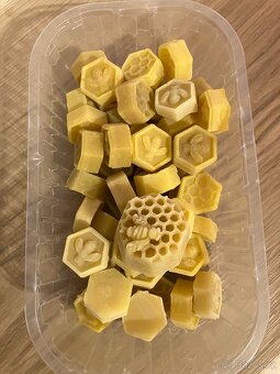 Včelí produkty - med, vosk, propolis, medovina - 2