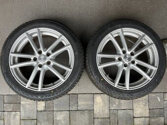 Alu.kola Ford Mondeo - 225/45/17 - zánovní zimní pneu. - 2