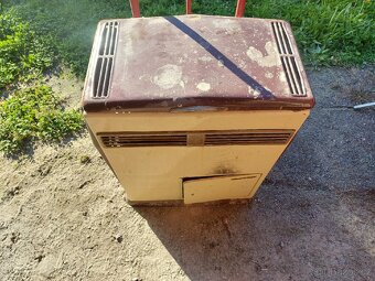 Starší kamna F 1413 – kompletní, funkční, demontované - 2