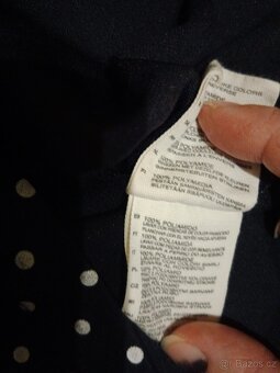 Puntíkované černé šaty - 2