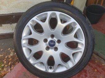 Alu kola Ford r 17 - 2