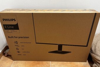 LCD monitor Philips 27” IPS - 2