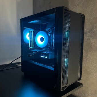 Herní PC (RTX 5060, Ryzen 5600XT, 32GB RAM) + VIDEO - 2