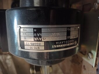 Měřící transformátory proudu 150/5A k dispozici více kusů - 2