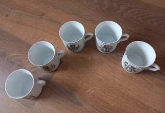 Retro sada hrnečků - 2