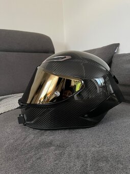 AGV Pista GP RR - 2
