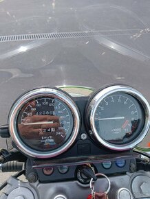 Honda CB 750 Seven Fifty - 2