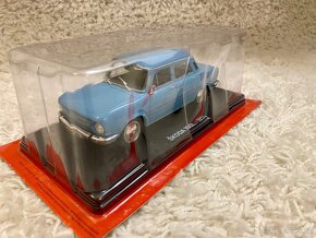 Kovový model Škoda 100L 1:24 Hachette - 2