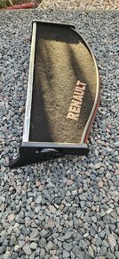 Polička na palubní desku Renault T - 2