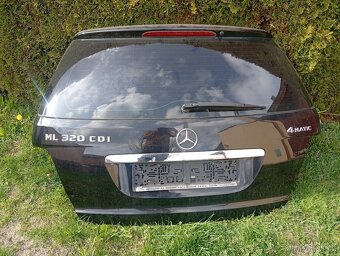MERCEDES BENZ ML W164 VÍKO KUFRU, 5 DVEŘE KOMPLETNÍ - 2