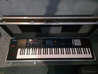 Roland FA 07 workstation - 2