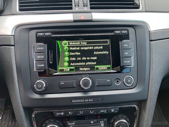 ŠKODA SUPERB-ORIGINÁL NAVIGACE AMUNDSEN+DAB-VČETNĚ BT - 2