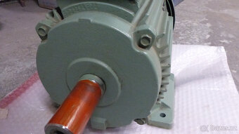elektromotor 7.5kw 2900ot - 2