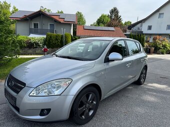Kia Ceed 2.0i 16V DOHC, Klimaaut.,Navi,Tempomat,Kuze, - 2