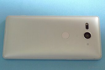 Sony Xperia XZ2 compact - 2