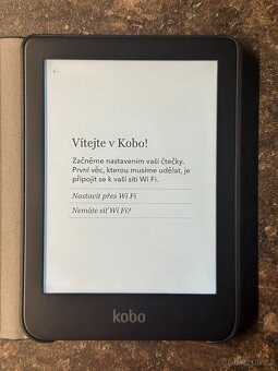 Čtečka knih Kobo Clara 2E 16GB modrá + obal - 2