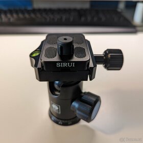 Kulová hlava Sirui E-10 s destičkou - 2