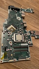 HP EliteOne 800 G3 23,8” Touch GPU AiO - 2