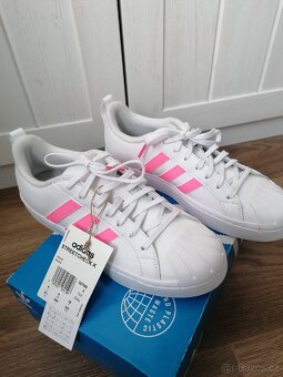 Nové dámské /dívčí boty Adidas - 2