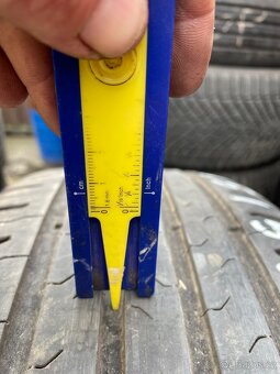 Letní pneu 215/55/17 - 2