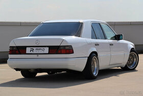 Mercedes-Benz 124 W124 300 TD / 108 kW / AUTOMAT - 2