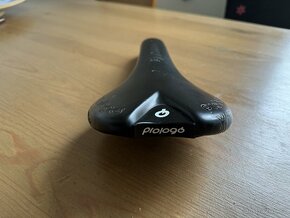 Cyklo sedlo Prologo Nago Evo X10 - 2