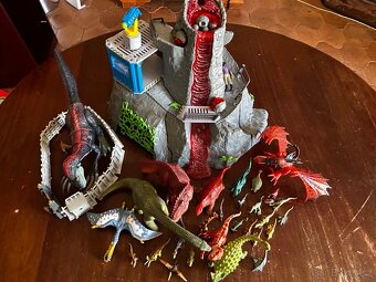 Velká expedice-dinosauři Schleich - 2