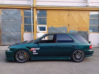 Subaru impreza GC8 STI WRX - 2