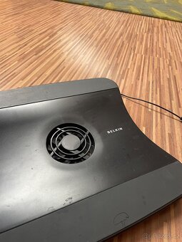 Chladicí podložka pod notebook Belkin – USB připojení - 2