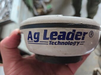 Klobouk navigace Ag leader gps 150c - 2
