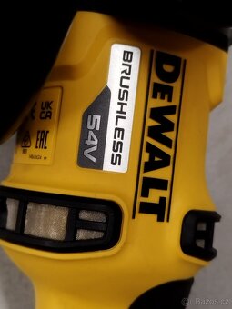 Dewalt aku flexa 54volt v zaruce - 2