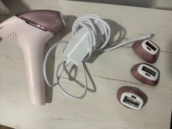 Epilátor Philips BRI977/00 Lumea IPL Series 9900 - 2