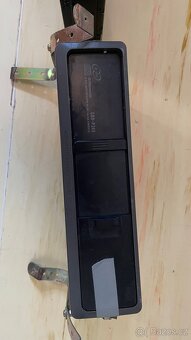 Mercedes-Benz Audio CD + Pioneer 6-disc CD měnič – originál - 2