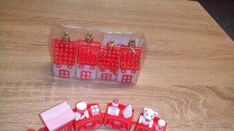 Vánoční dekorace vláček,domečky,cena celkem - 2