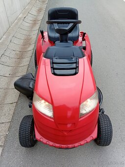 Prodám zahradní traktor Twin-Cut 12.5Hp - 2