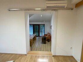 DVEŘE SKLENĚNÉ POSUVNÉ VÝROBCE JAP - 2