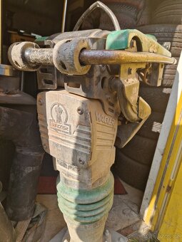 Vibrační pěch Wacker - 2
